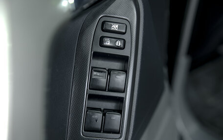 Toyota Land Cruiser Prado 150 рестайлинг 2, 2012 год, 2 500 000 рублей, 6 фотография