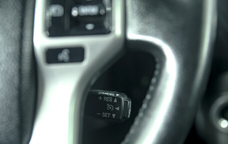 Toyota Land Cruiser Prado 150 рестайлинг 2, 2012 год, 2 500 000 рублей, 18 фотография