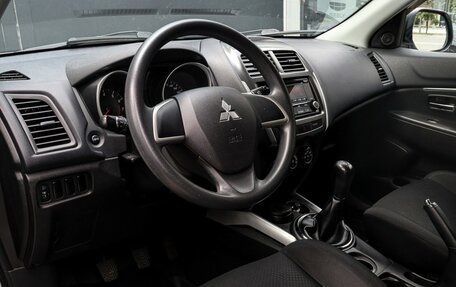 Mitsubishi ASX I рестайлинг, 2013 год, 1 397 000 рублей, 14 фотография