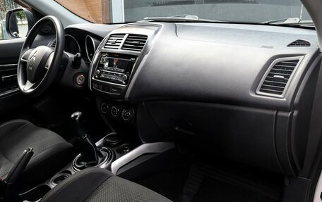 Mitsubishi ASX I рестайлинг, 2013 год, 1 397 000 рублей, 9 фотография