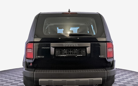 Toyota Land Cruiser Prado, 2024 год, 10 280 000 рублей, 6 фотография