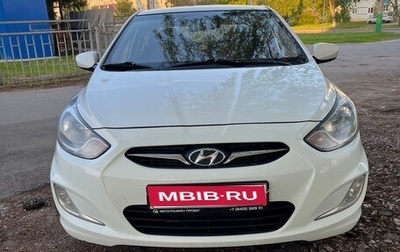 Hyundai Solaris II рестайлинг, 2013 год, 850 000 рублей, 1 фотография
