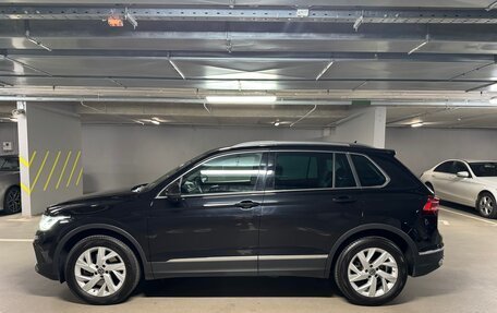 Volkswagen Tiguan II, 2021 год, 3 500 000 рублей, 2 фотография