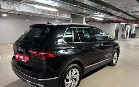 Volkswagen Tiguan II, 2021 год, 3 500 000 рублей, 5 фотография