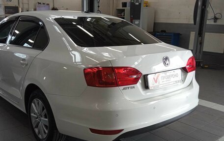 Volkswagen Jetta VI, 2013 год, 840 000 рублей, 4 фотография