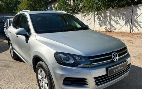 Volkswagen Touareg III, 2011 год, 1 870 000 рублей, 3 фотография