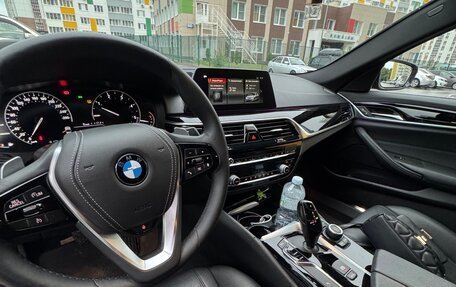 BMW 5 серия, 2019 год, 3 300 000 рублей, 10 фотография