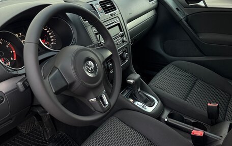 Volkswagen Golf VI, 2010 год, 900 000 рублей, 7 фотография
