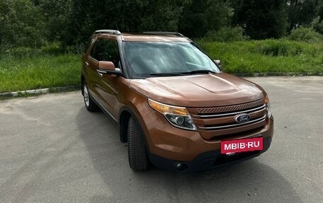 Ford Explorer VI, 2013 год, 1 590 000 рублей, 3 фотография