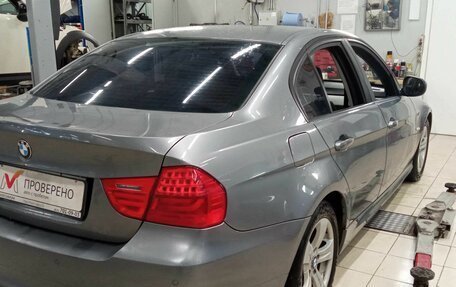 BMW 3 серия, 2011 год, 960 000 рублей, 3 фотография