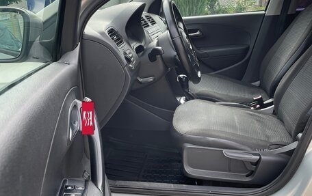 Volkswagen Polo VI (EU Market), 2011 год, 690 000 рублей, 5 фотография