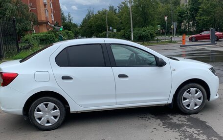 Renault Logan II, 2016 год, 840 000 рублей, 6 фотография