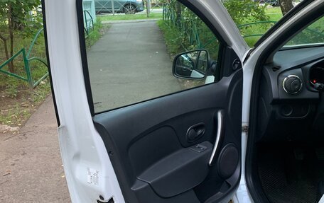 Renault Logan II, 2016 год, 840 000 рублей, 8 фотография