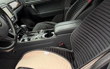 Volkswagen Touareg III, 2018 год, 5 550 000 рублей, 6 фотография