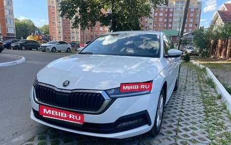 Skoda Octavia IV, 2021 год, 1 800 000 рублей, 2 фотография