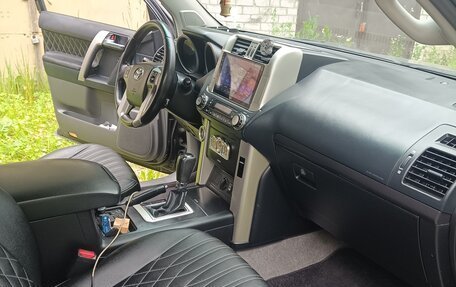 Toyota Land Cruiser Prado 150 рестайлинг 2, 2012 год, 2 950 000 рублей, 4 фотография