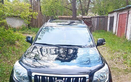 Toyota Land Cruiser Prado 150 рестайлинг 2, 2012 год, 2 950 000 рублей, 12 фотография