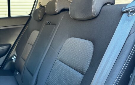 KIA Sportage IV рестайлинг, 2020 год, 2 450 000 рублей, 10 фотография