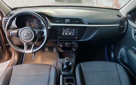KIA Rio IV, 2021 год, 1 365 000 рублей, 9 фотография