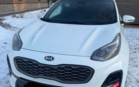 KIA Sportage IV рестайлинг, 2021 год, 2 600 000 рублей, 3 фотография