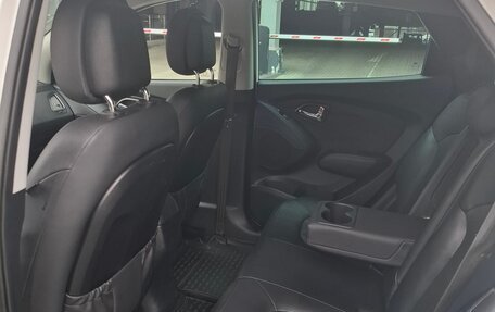 Hyundai ix35 I рестайлинг, 2012 год, 1 000 110 рублей, 15 фотография