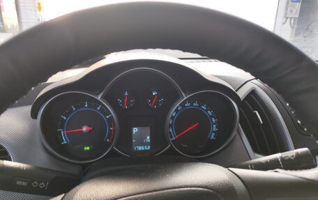 Chevrolet Cruze II, 2013 год, 900 000 рублей, 2 фотография