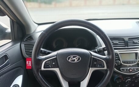 Hyundai Solaris II рестайлинг, 2011 год, 705 000 рублей, 10 фотография