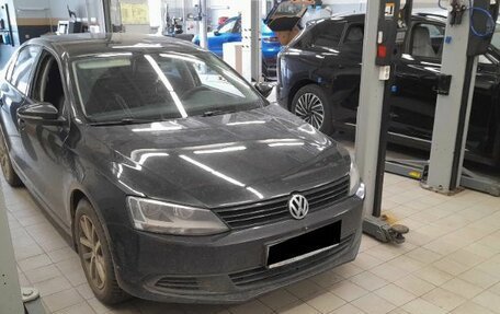 Volkswagen Jetta VI, 2013 год, 799 000 рублей, 2 фотография