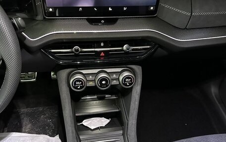 Skoda Kodiaq, 2025 год, 4 999 000 рублей, 13 фотография