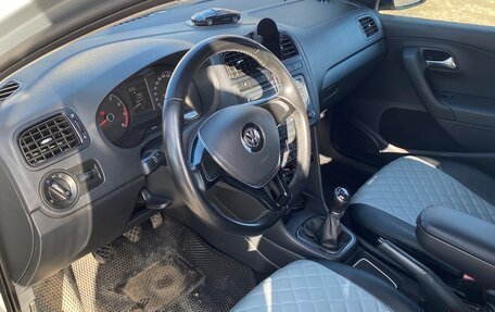 Volkswagen Polo VI (EU Market), 2017 год, 1 200 000 рублей, 8 фотография