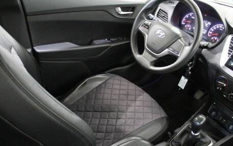 Hyundai Solaris II рестайлинг, 2018 год, 1 240 000 рублей, 17 фотография