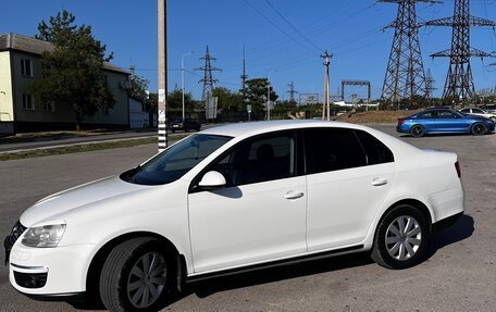 Volkswagen Jetta VI, 2009 год, 800 000 рублей, 4 фотография