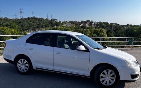 Volkswagen Jetta VI, 2009 год, 800 000 рублей, 3 фотография