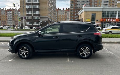 Toyota RAV4, 2016 год, 2 150 000 рублей, 2 фотография