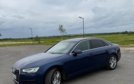 Audi A4, 2017 год, 1 680 000 рублей, 2 фотография