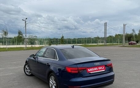 Audi A4, 2017 год, 1 680 000 рублей, 3 фотография