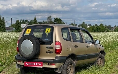 Chevrolet Niva I рестайлинг, 2004 год, 550 000 рублей, 2 фотография