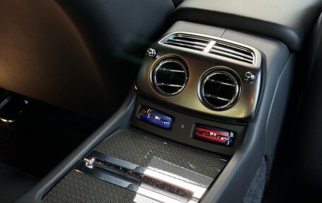 Rolls-Royce Wraith, 2019 год, 27 000 000 рублей, 13 фотография