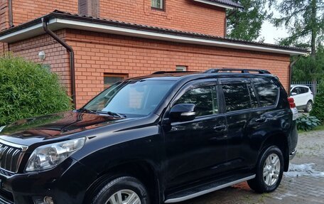 Toyota Land Cruiser Prado 150 рестайлинг 2, 2013 год, 2 600 000 рублей, 3 фотография