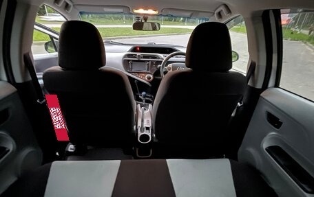 Toyota Aqua I, 2013 год, 1 100 000 рублей, 9 фотография