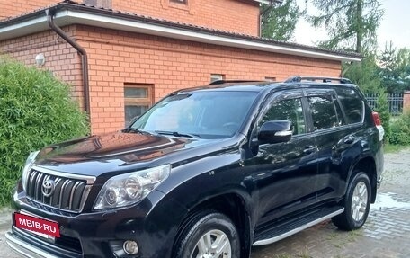 Toyota Land Cruiser Prado 150 рестайлинг 2, 2013 год, 2 600 000 рублей, 5 фотография