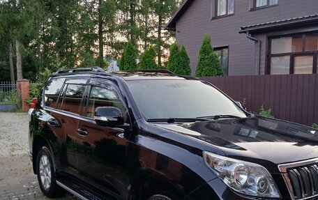 Toyota Land Cruiser Prado 150 рестайлинг 2, 2013 год, 2 600 000 рублей, 6 фотография