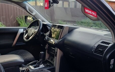 Toyota Land Cruiser Prado 150 рестайлинг 2, 2013 год, 2 600 000 рублей, 7 фотография