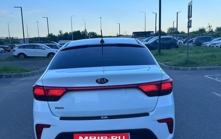 KIA Rio IV, 2018 год, 700 000 рублей, 5 фотография