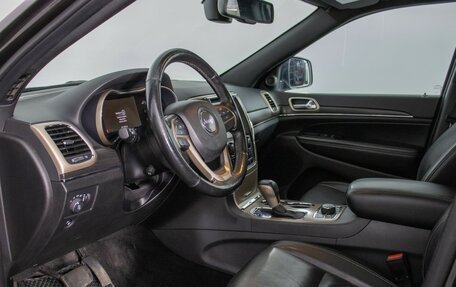 Jeep Grand Cherokee, 2016 год, 2 380 000 рублей, 10 фотография