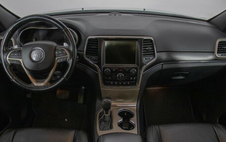 Jeep Grand Cherokee, 2016 год, 2 380 000 рублей, 12 фотография