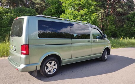 Volkswagen Caravelle T5, 2011 год, 2 950 000 рублей, 6 фотография