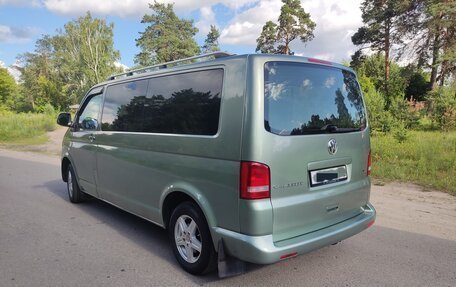Volkswagen Caravelle T5, 2011 год, 2 950 000 рублей, 5 фотография
