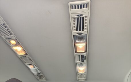 Volkswagen Caravelle T5, 2011 год, 2 950 000 рублей, 13 фотография