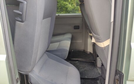 Volkswagen Caravelle T5, 2011 год, 2 950 000 рублей, 17 фотография